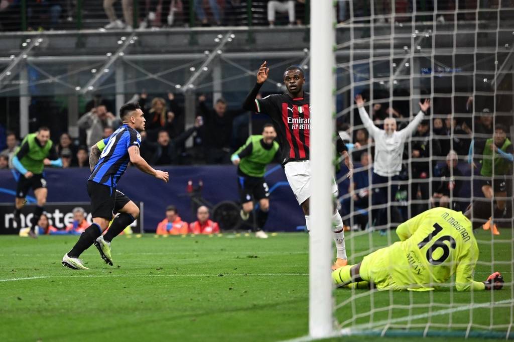 黄蜂新人连续高光表现