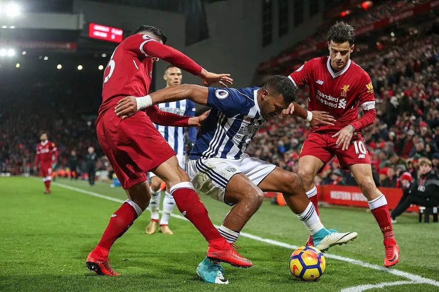 巴萨梅西助攻队友攻入制胜球