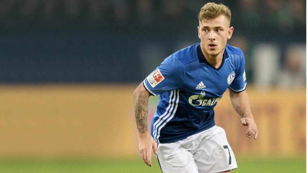 TA：因现代足球重视边路与攻防转换，菱形中场阵型已几乎绝迹