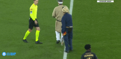 独造两球！官方：霍伊伦当选那不勒斯2-0米兰最佳球员（一人造两球！官方评选霍伊伦为那不勒斯2-0米兰之战全场最佳）